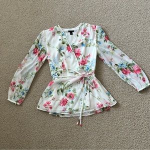 Beautiful Floral Blouse | Like New